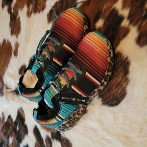 Vibin & Thrivin Shoes from Crazy Train NWT